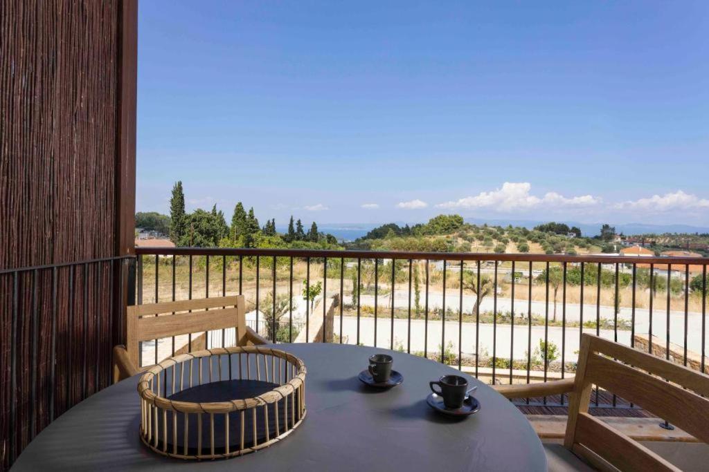 Pnoes Luxury Suites Paliouri Dış mekan fotoğraf