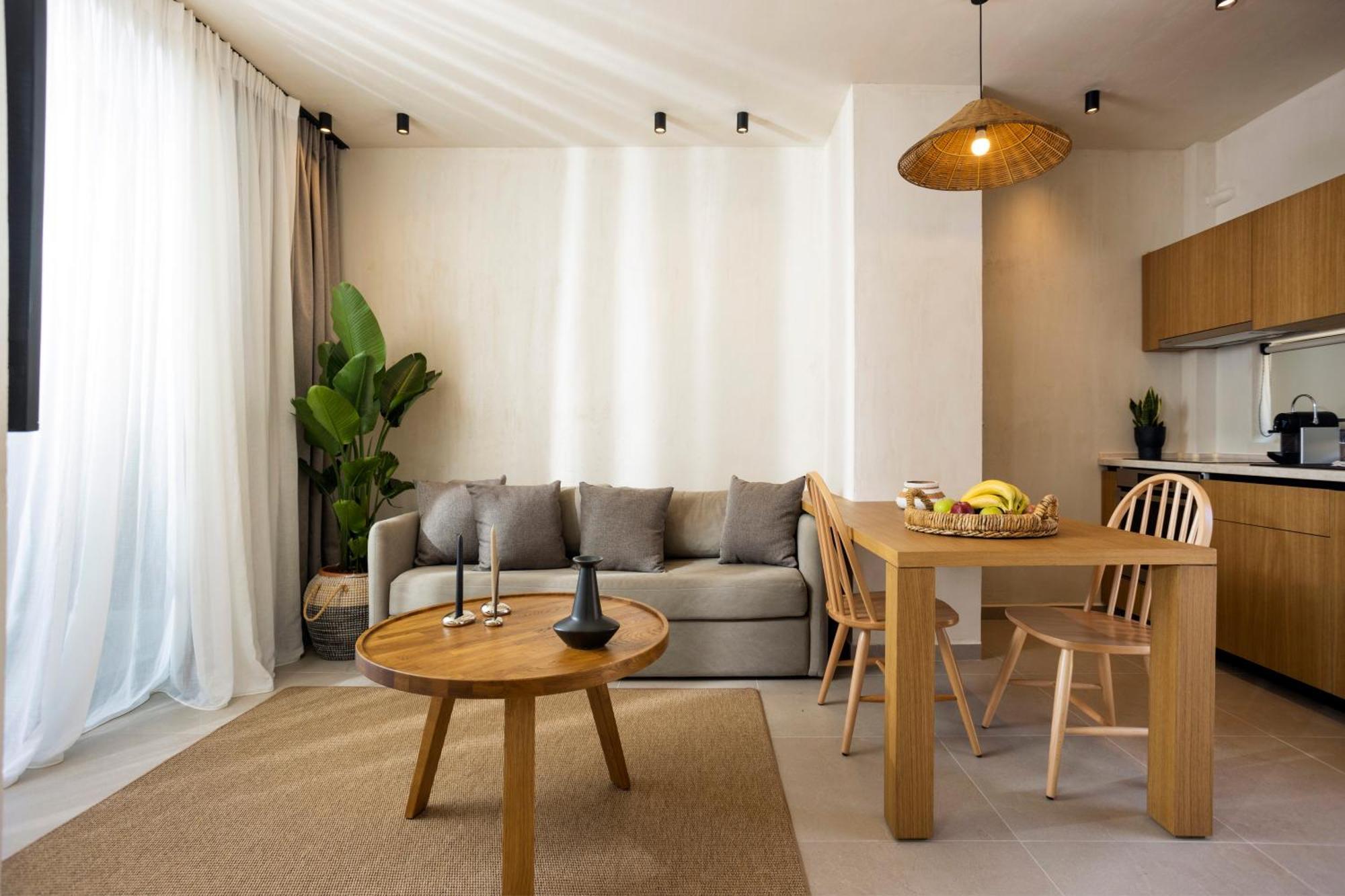 Pnoes Luxury Suites Paliouri Dış mekan fotoğraf